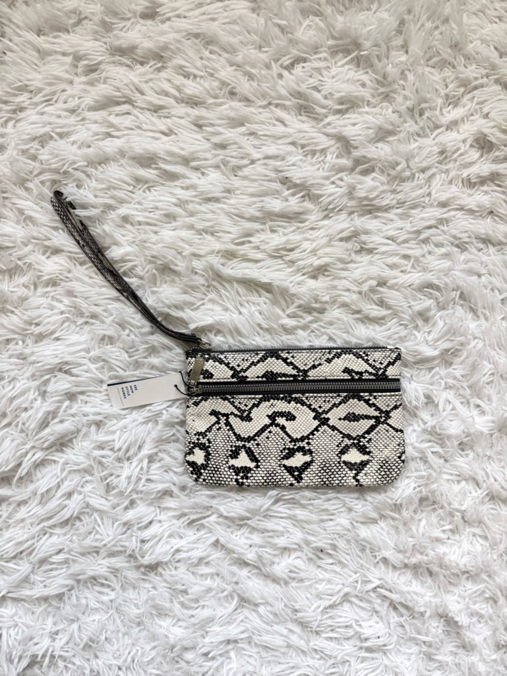 Kohl's Black & White Snake-Print Wristlet Clutch